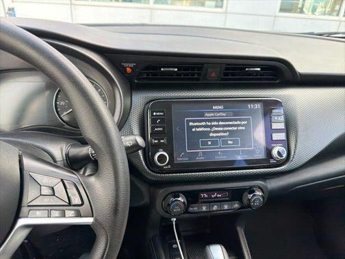 2022 Nissan Kicks SV