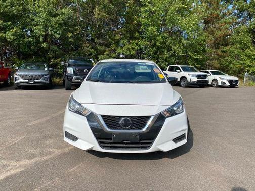 2020 Nissan Versa 1.6 S