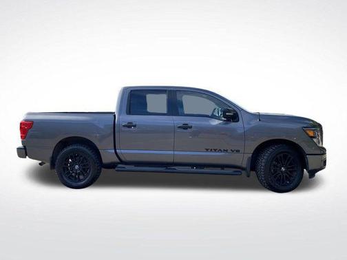 2019 Nissan Titan SV