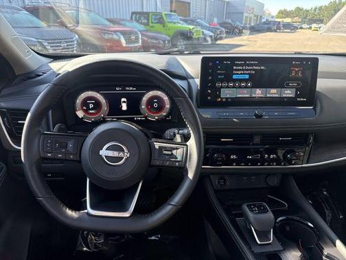 2024 Nissan Rogue Platinum