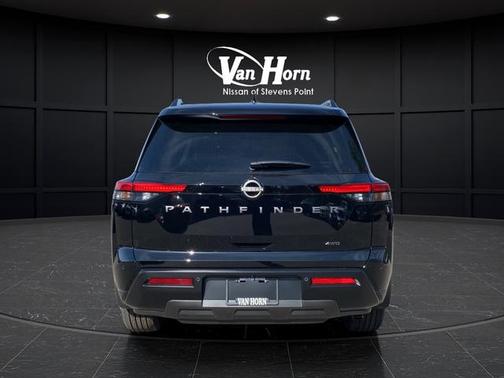 Super Black 2026 Nissan Pathfinder SV