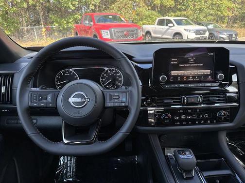 2025 Nissan Pathfinder Rock Creek 4WD