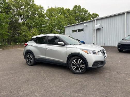 2019 Nissan Kicks SV
