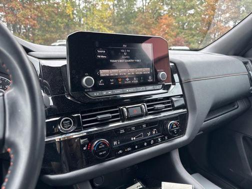 2024 Nissan Pathfinder Rock Creek 4WD