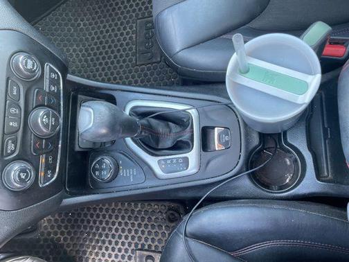 2018 Jeep Cherokee Trailhawk
