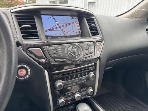 2020 Nissan Pathfinder SL 4WD