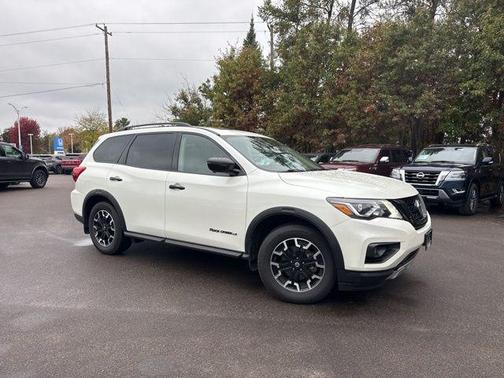 2020 Nissan Pathfinder SL 4WD
