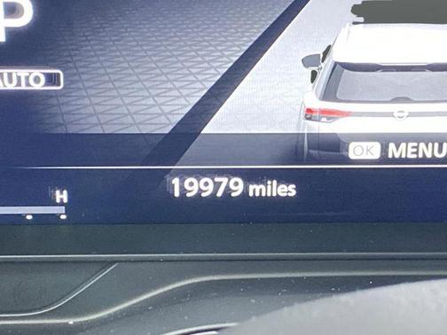 2024 Nissan Pathfinder Platinum 4WD