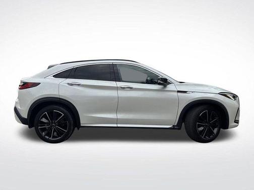 2023 INFINITI QX55 LUXE