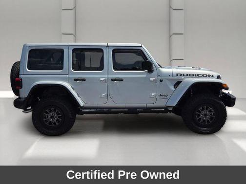 Silver Zynith Clearcoat 2022 Jeep Wrangler Unlimited Rubicon 392
