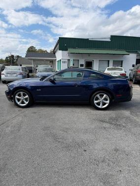 2011 Ford Mustang GT Premium