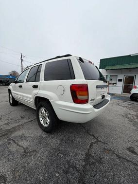 2004 Jeep Grand Cherokee Laredo