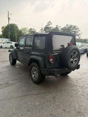 Gray 2016 Jeep Wrangler Unlimited Rubicon