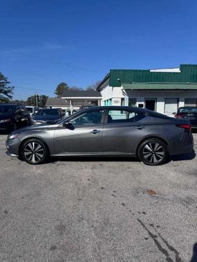 2021 Nissan Altima 2.5 SV