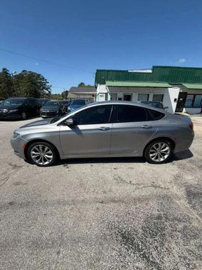 2016 Chrysler 200 S