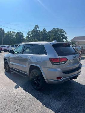 2017 Jeep Grand Cherokee Altitude