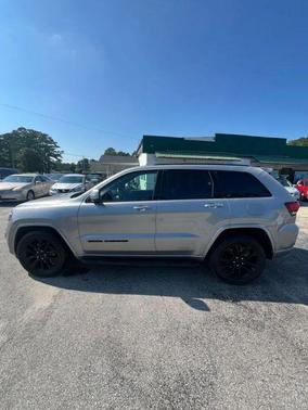 2017 Jeep Grand Cherokee Altitude