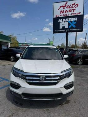 White 2016 Honda Pilot Elite