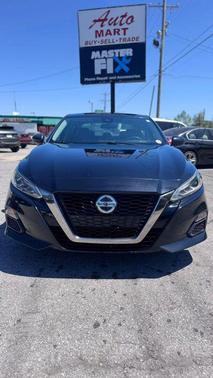 Black 2021 Nissan Altima SR FWD