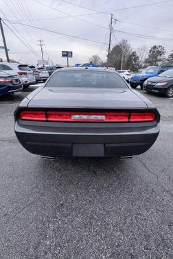2013 Dodge Challenger SXT