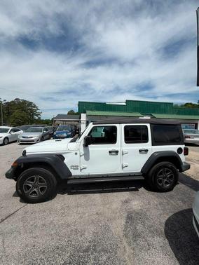 White 2018 Jeep Wrangler Unlimited Sport