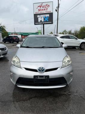 Silver 2013 Toyota Prius Two