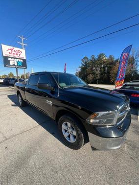 2019 RAM 1500 SLT