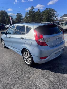 2013 Hyundai Accent SE