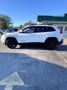 2016 Jeep Cherokee Altitude