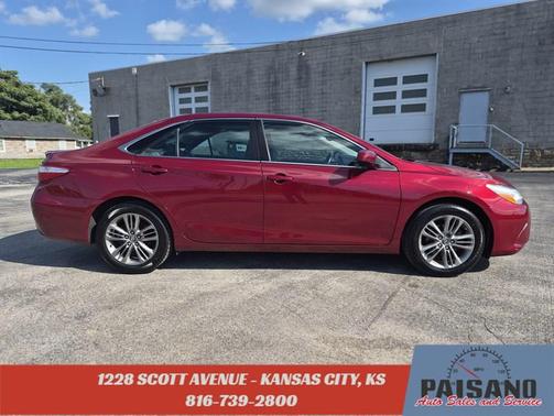 Ruby Flare Pearl 2017 Toyota Camry SE