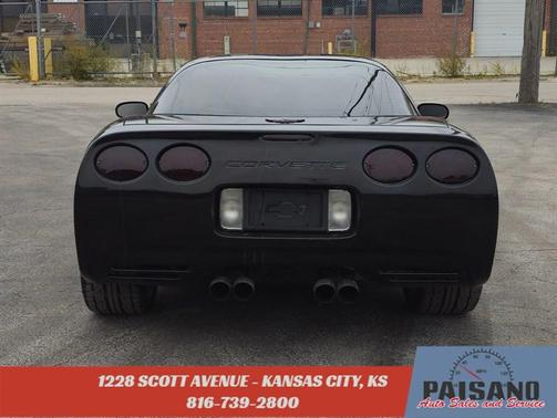 2000 Chevrolet Corvette Base