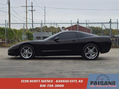 2000 Chevrolet Corvette Base