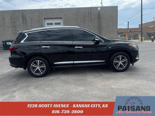 2017 INFINITI QX60 Base