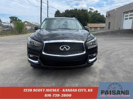 2017 INFINITI QX60 Base