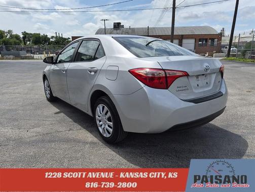 Classic Silver Metallic 2019 Toyota Corolla LE