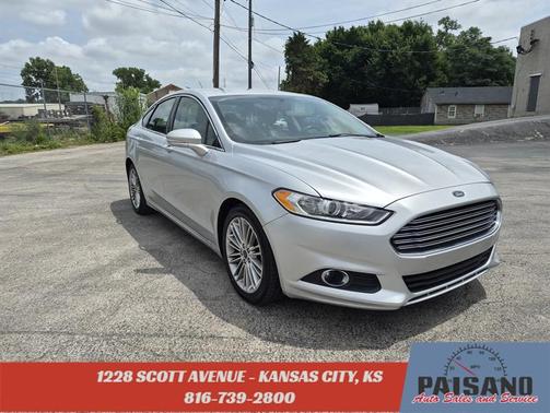 Ingot Silver 2016 Ford Fusion SE