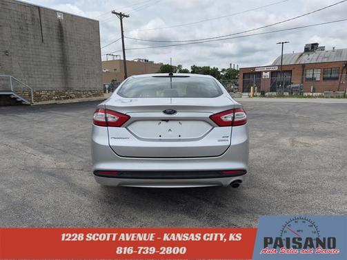 Ingot Silver 2016 Ford Fusion SE