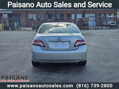 2011 Toyota Camry LE