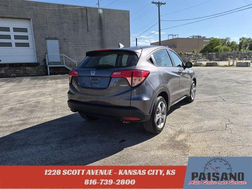 Modern Steel Metallic 2018 Honda HR-V LX