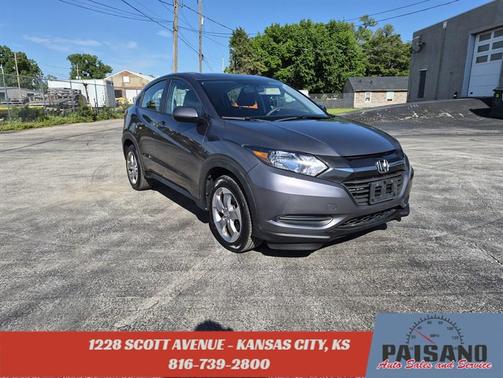Modern Steel Metallic 2018 Honda HR-V LX