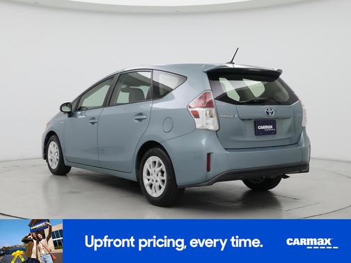 2015 Toyota Prius v Five