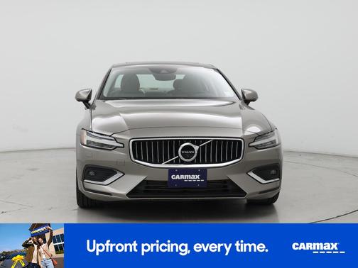 Gray 2019 Volvo S60 T6 Inscription