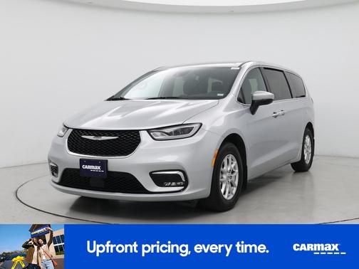 2023 Chrysler Pacifica Touring