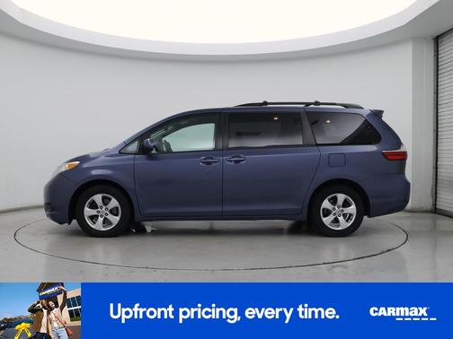 2015 Toyota Sienna LE