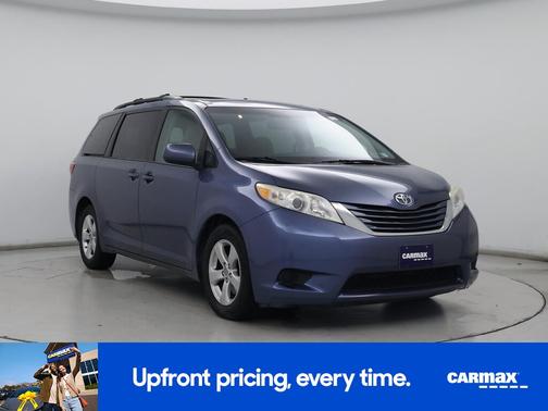 2015 Toyota Sienna LE