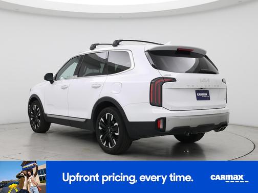 White 2023 Kia Telluride SX