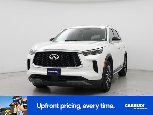 White 2023 INFINITI QX60 Sensory