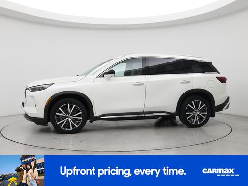 White 2023 INFINITI QX60 Sensory