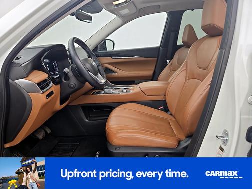 White 2023 INFINITI QX60 Sensory