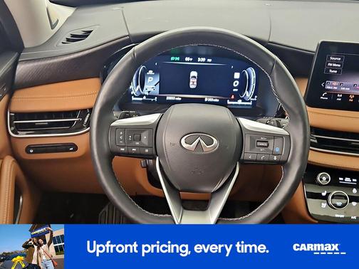 White 2023 INFINITI QX60 Sensory